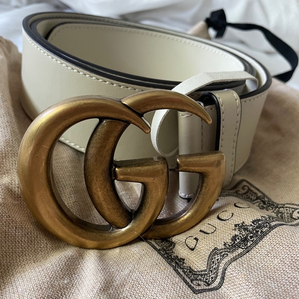 Cream Gucci belt